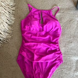 Brand new ….Beautiful one piece by Ellen Tracy, size 12, pink